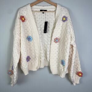 Lulus Cropped Knit Sweater 3D‎ Floral NWT